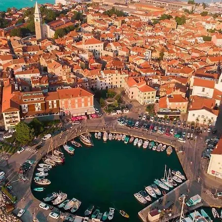 Izolanka / Great Location / Sea And View