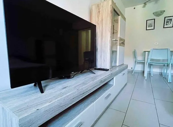 Izolanka / Great Location / Sea And View アパート イゾラ