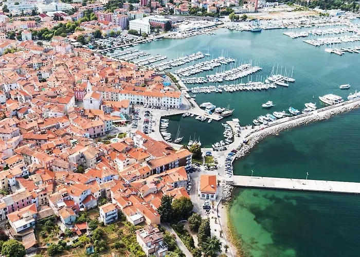 Izolanka / Great Location / Sea And View アパート